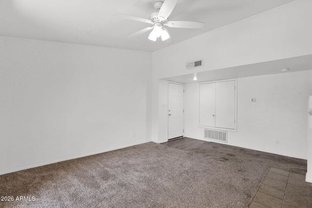 1880 E MORTEN Avenue 225, Phoenix, AZ 85020