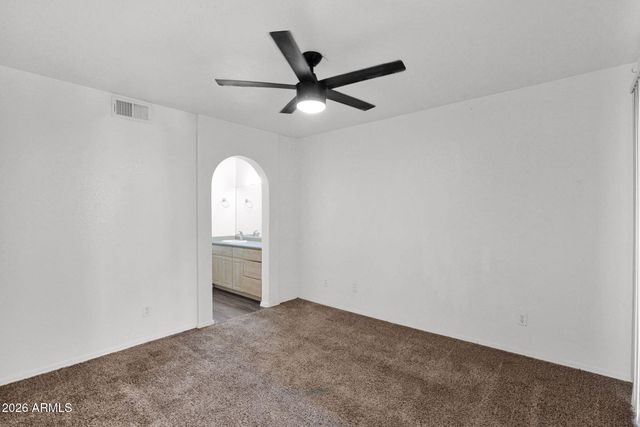 1880 E MORTEN Avenue 225, Phoenix, AZ 85020