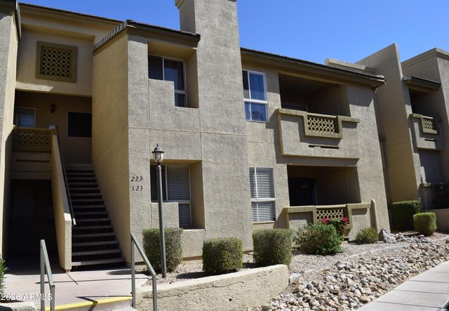 1880 E MORTEN Avenue 225, Phoenix, AZ 85020