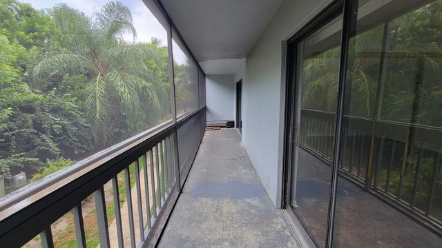 1950 N Congress Avenue 206, West Palm Beach, FL 33401