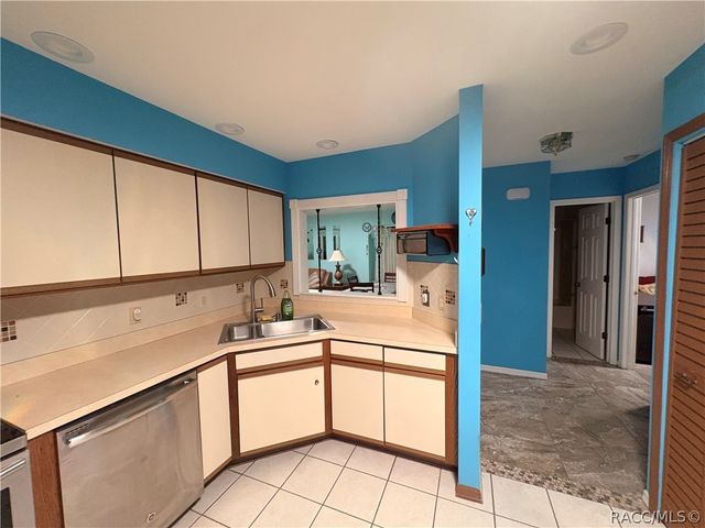 9871 E Pebble Creek Court, Inverness, FL 34450