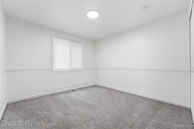 2971 Sleaford Drive, Waterford, MI 48329