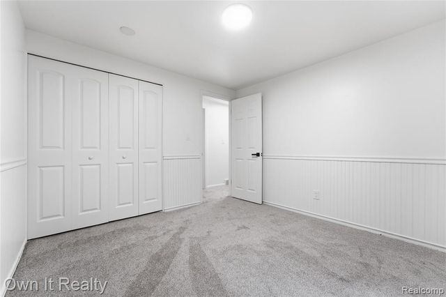 2971 Sleaford Drive, Waterford, MI 48329