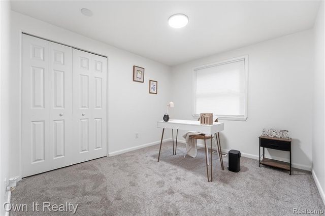 2971 Sleaford Drive, Waterford, MI 48329