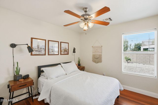 9463 W PURDUE Avenue, Peoria, AZ 85345