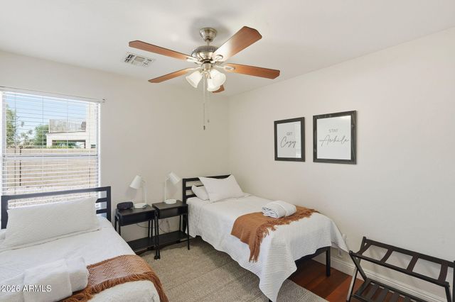 9463 W PURDUE Avenue, Peoria, AZ 85345