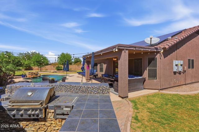 9463 W PURDUE Avenue, Peoria, AZ 85345