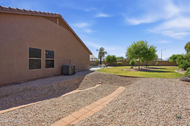 9463 W PURDUE Avenue, Peoria, AZ 85345