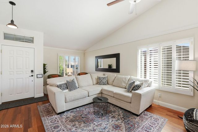 9463 W PURDUE Avenue, Peoria, AZ 85345