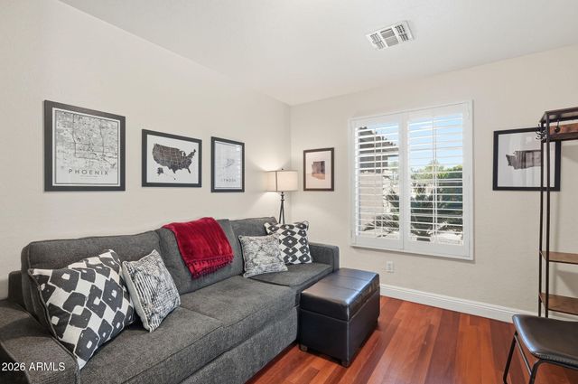 9463 W PURDUE Avenue, Peoria, AZ 85345