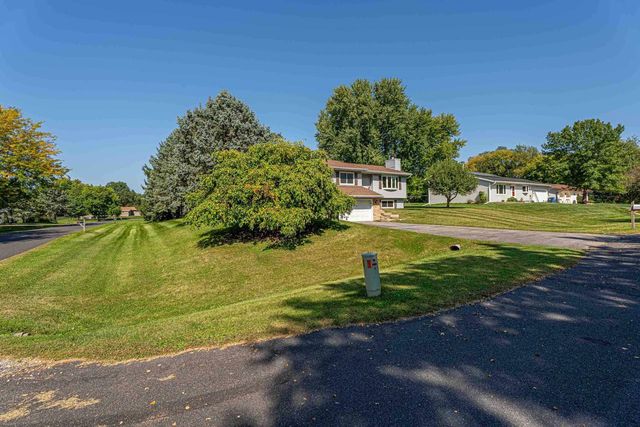 4174 BRIAN Street, Mcfarland, WI 53558
