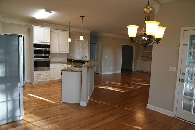 7410 Brookstead Crossing, Johns Creek, GA 30097