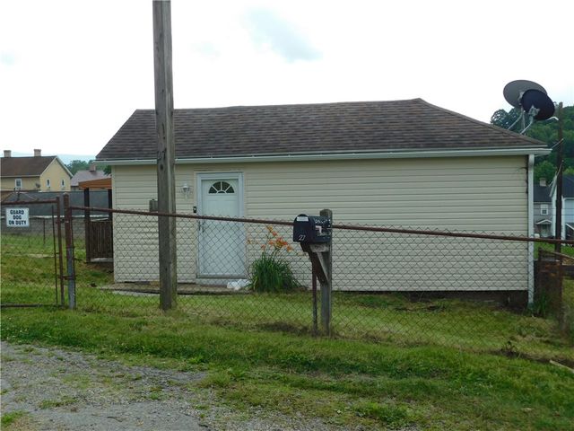 27 Community Avenue, South Union Twp, PA 15401