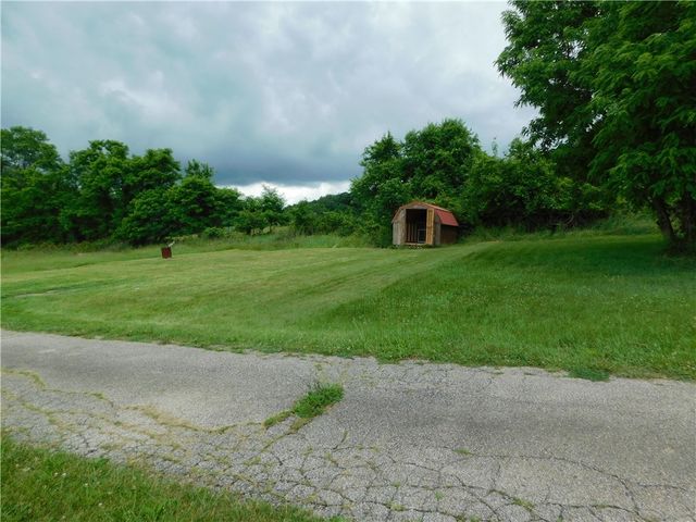 27 Community Avenue, South Union Twp, PA 15401