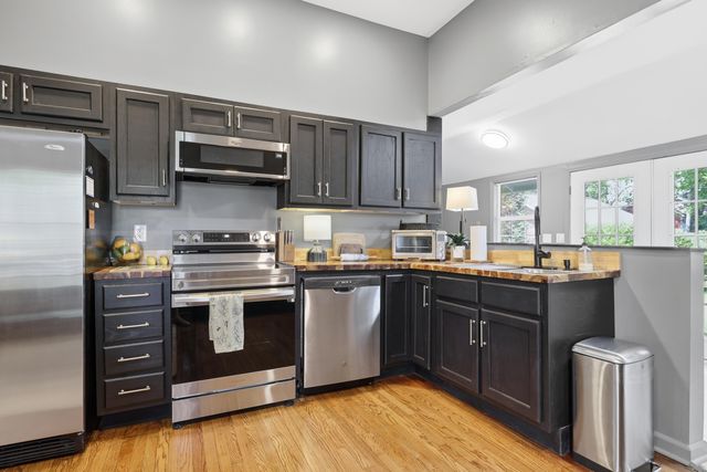 522 N 8th Street, Paducah, KY 42001