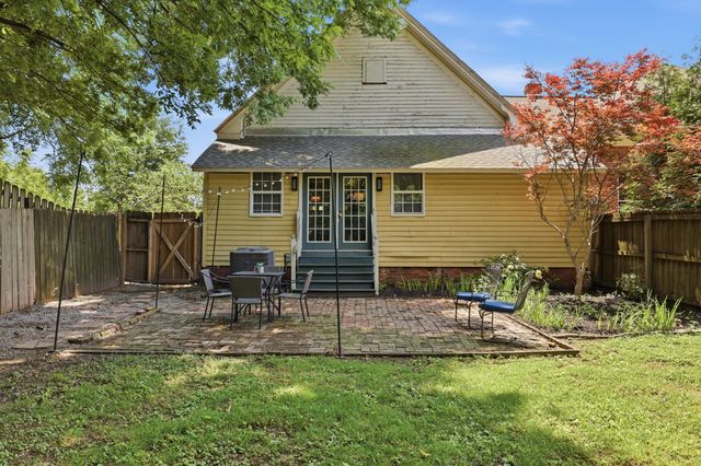 522 N 8th Street, Paducah, KY 42001