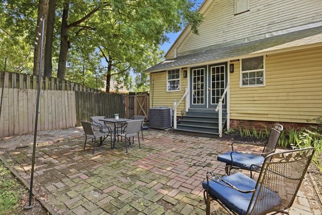 522 N 8th Street, Paducah, KY 42001