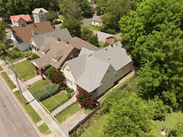 522 N 8th Street, Paducah, KY 42001