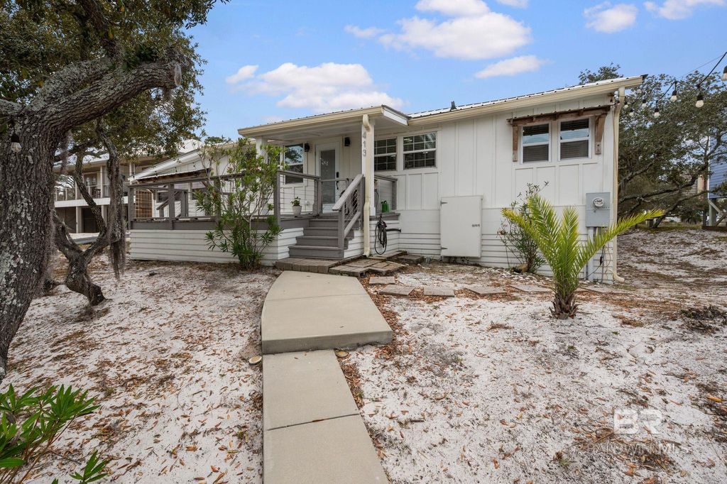 413 Windmill Ridge Road, Gulf Shores, AL 36542