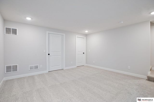 11420 N 160 Court, Bennington, NE 68007