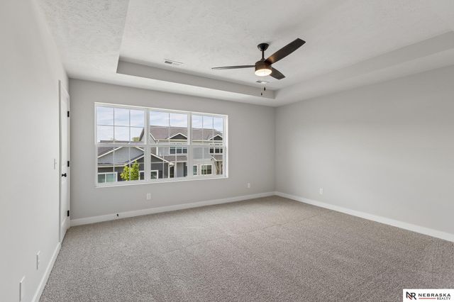 11420 N 160 Court, Bennington, NE 68007