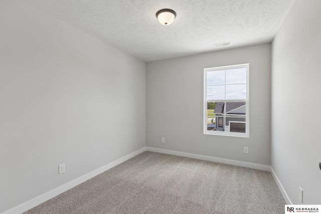 11420 N 160 Court, Bennington, NE 68007