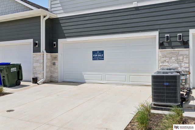 11420 N 160 Court, Bennington, NE 68007