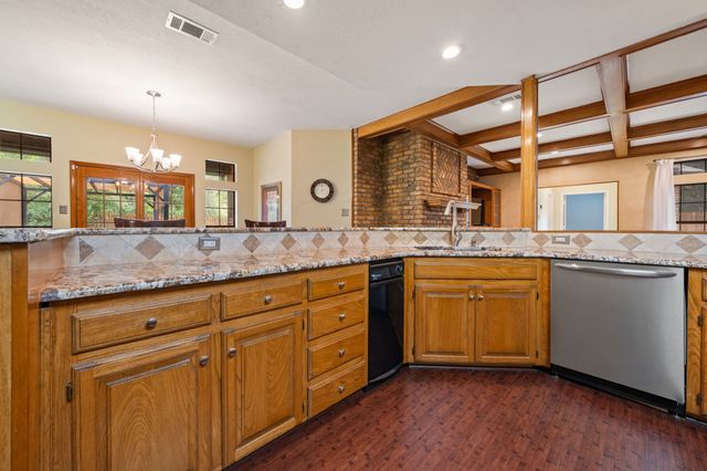 1023 County Road 3310, Greenville, TX 75402