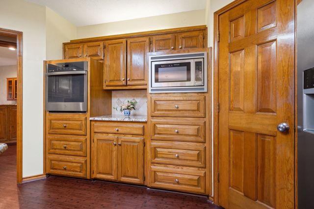 1023 County Road 3310, Greenville, TX 75402