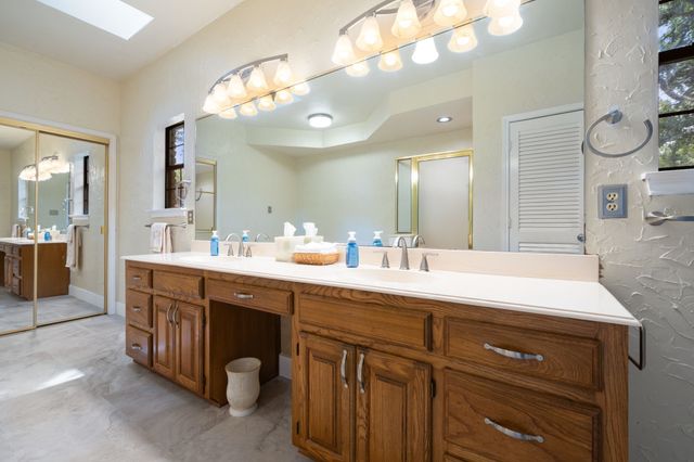 1023 County Road 3310, Greenville, TX 75402