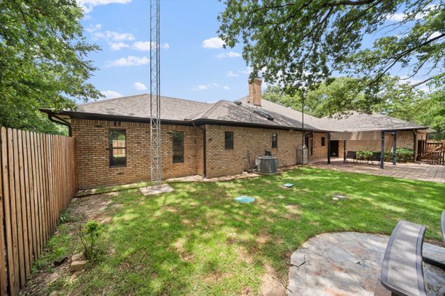 1023 County Road 3310, Greenville, TX 75402
