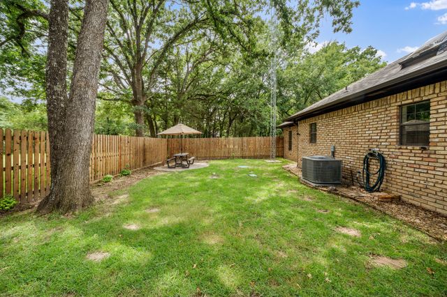 1023 County Road 3310, Greenville, TX 75402