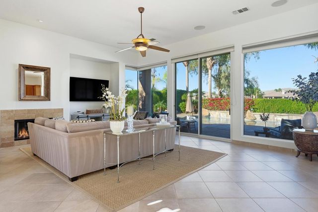 261 Loch Lomond Road, Rancho Mirage, CA 92270