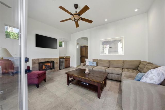 261 Loch Lomond Road, Rancho Mirage, CA 92270