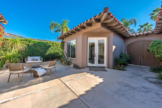 261 Loch Lomond Road, Rancho Mirage, CA 92270