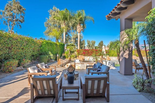 261 Loch Lomond Road, Rancho Mirage, CA 92270