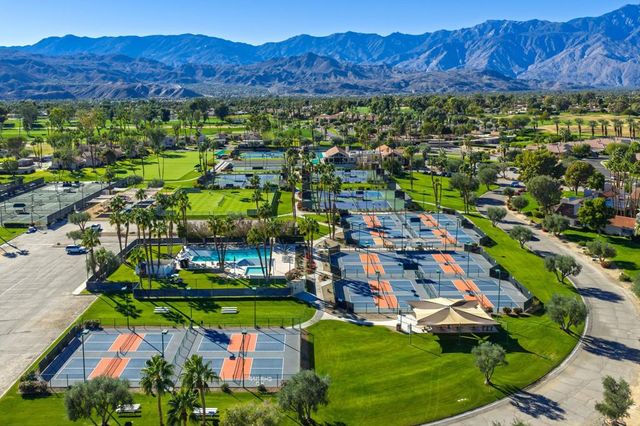 261 Loch Lomond Road, Rancho Mirage, CA 92270