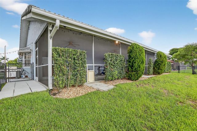 7891 NW 90th Ave, Tamarac, FL 33321