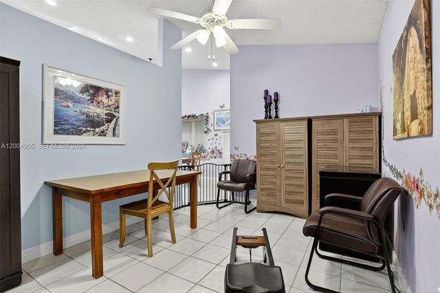 7891 NW 90th Ave, Tamarac, FL 33321