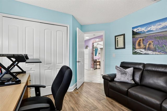 7891 NW 90th Ave, Tamarac, FL 33321