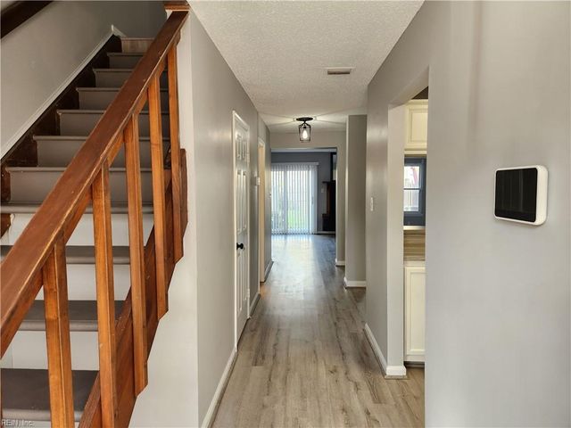 4826 Oldwick CT, Virginia Beach, VA 23462