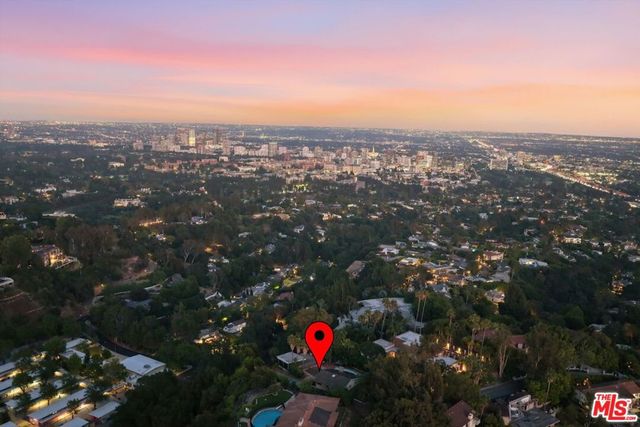 860 Linda Flora Drive, Los Angeles, CA 90049