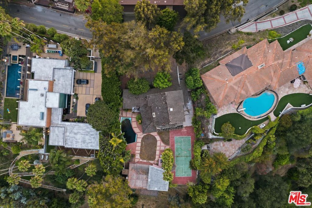 Image 1 of property listing at 860 Linda Flora Drive, Los Angeles, CA 90049
