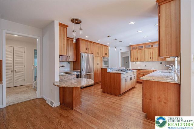 3608 Highland Street, South Whitehall Twp, PA 18104