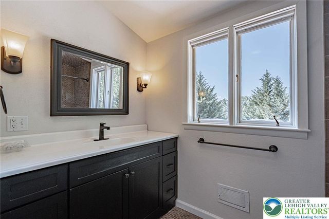 3608 Highland Street, South Whitehall Twp, PA 18104