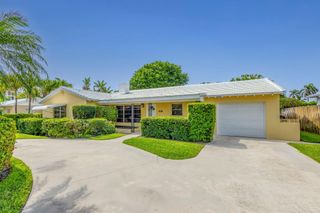 124 Sandal Lane, Palm Beach Shores, FL 33404