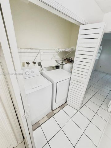 2219 SW 137th Place, Miami, FL 33175