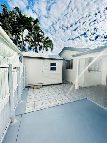 2219 SW 137th Place, Miami, FL 33175