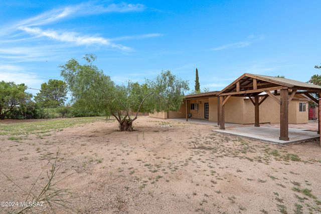 2033 S Augusta Place, Tucson, AZ 85710