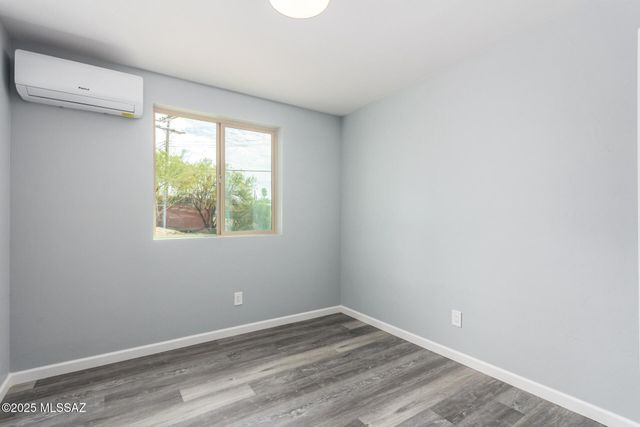 2033 S Augusta Place, Tucson, AZ 85710